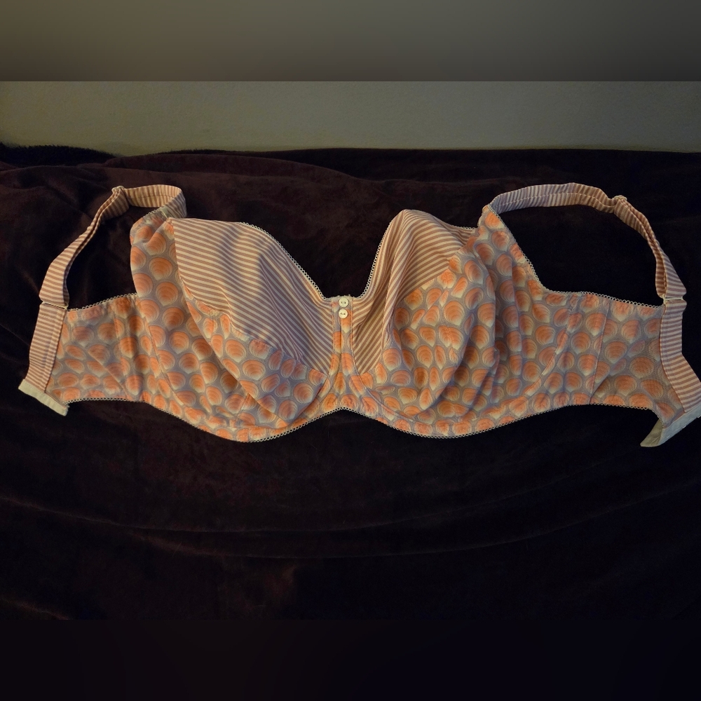 Freya Full Coverage Underwire Bra Size 34J - Pink/Purple/Cream